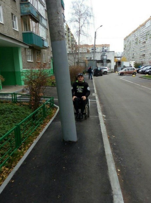 Дорожники собственным опытом доказывают строителям свою криворукость. Часть 1: столбы