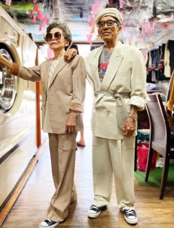 Пожилая пара из Тайваня создает из потерянных вещей наряды лучше, чем у модельеров