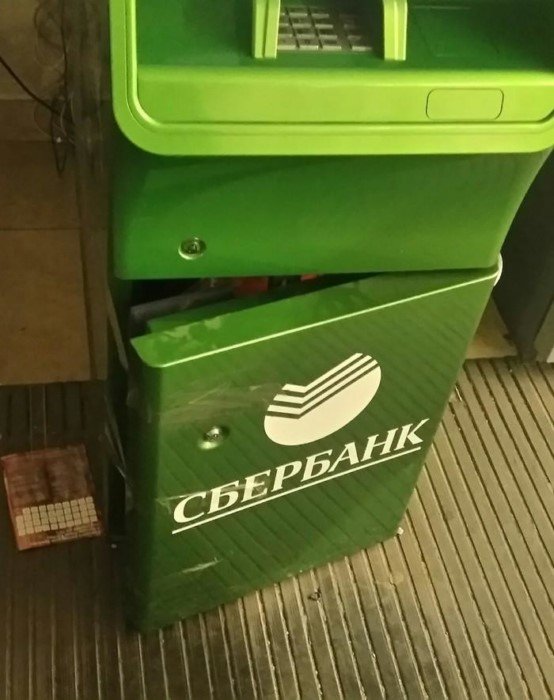 Когда закончилась синяя изолента: пост о скотче