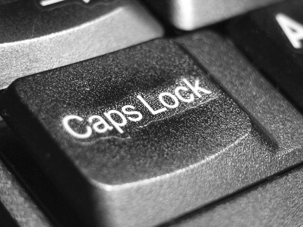 Фото №1 - Рождение, удивительные приключения и смерть кнопки Caps Lock