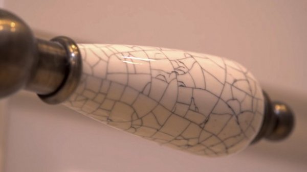 Посмотрите, как живет ведущий шоу &quot;Городок&quot; Юрий Стоянов