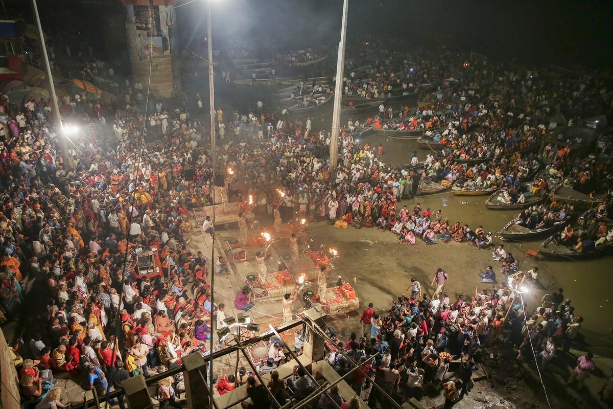 От вершины мира до океана: блеск и нищета священной реки