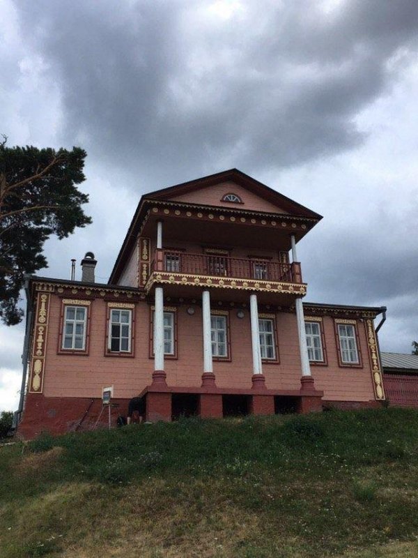 Широка страна моя родная