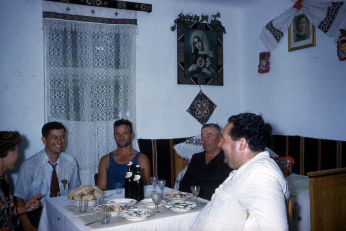 Жизнь простых советских людей в конце 1950-х на фотографиях Томаса Хаммонда Жизнь простых советских людей в конце 1950-х на фотографиях Томаса Хаммонда