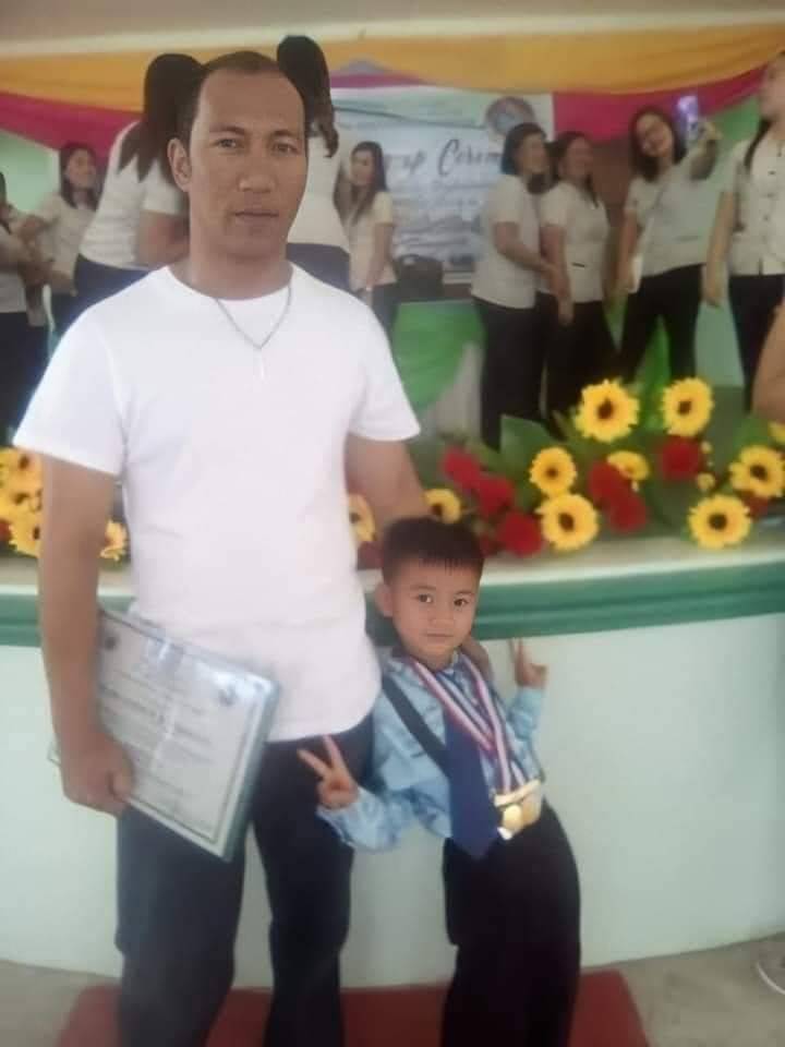 Забавное фото отец и сын