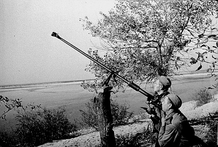 Даже танковые ружья использовали для этого. |Фото: 123ru.net. Даже танковые ружья использовали для этого. |Фото: 123ru.net.