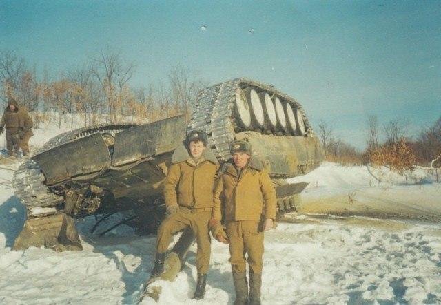 Перевернули Т-80У. 1990-е