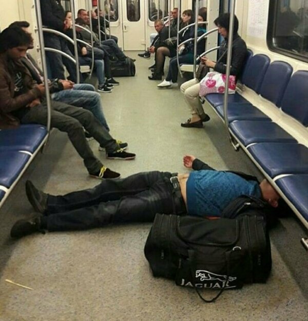 Модники и чудаки из метро