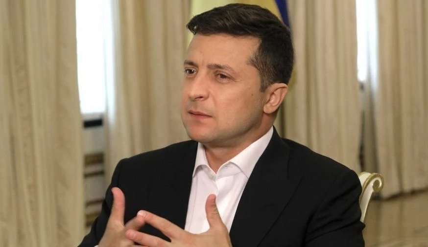 Александр Роджерс: Конституция и Зе-президент