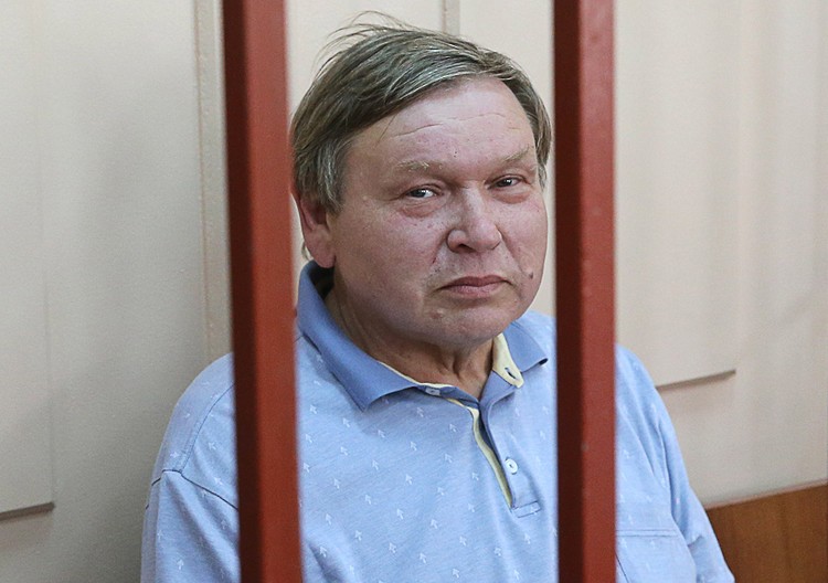 Бывший губернатор Ивановской области Павел Коньков во время рассмотрения ходатайства следствия о его аресте в Басманном суде, 2019 г. Фото: Владимир Гердо/ТАСС