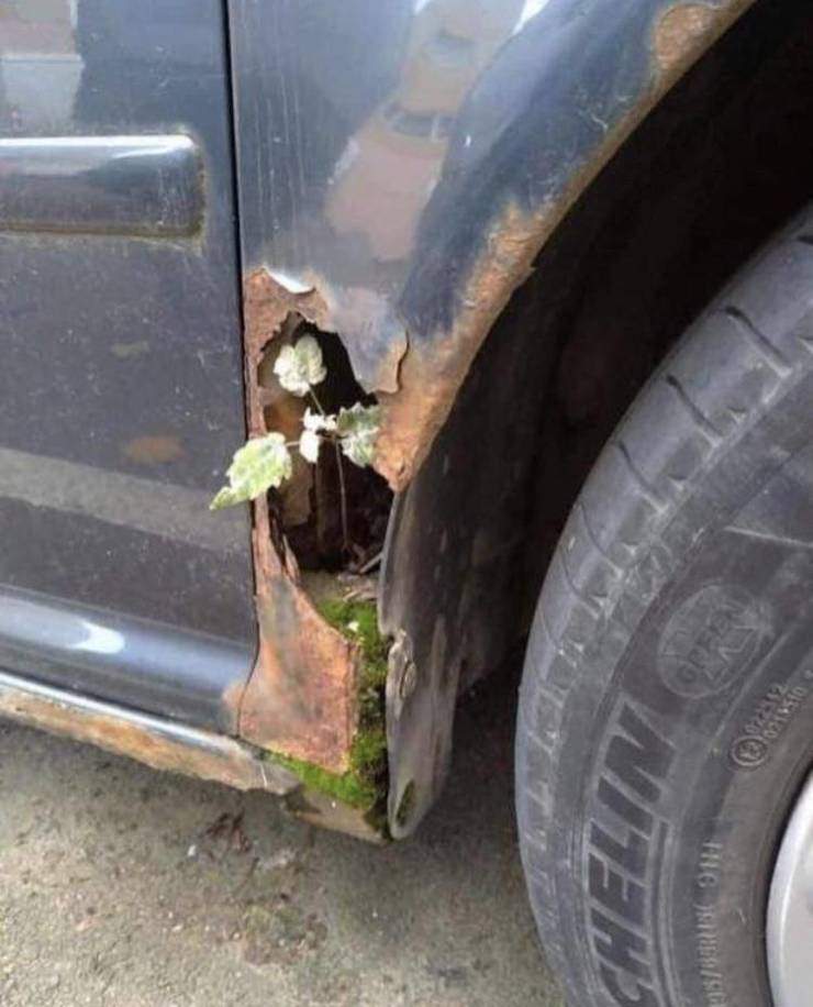 Ржавый автомобиль