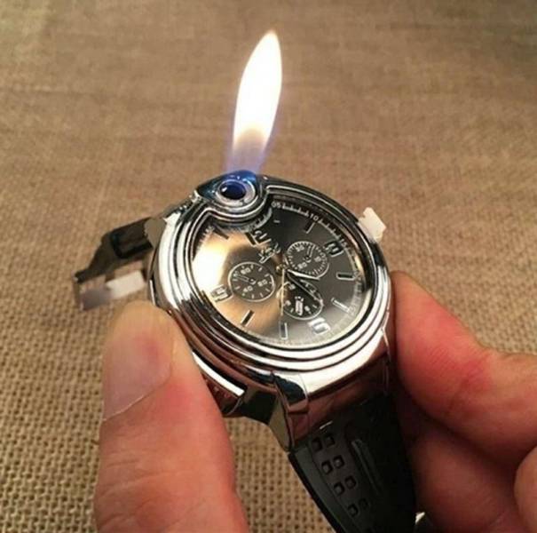 Зажигалка в часах