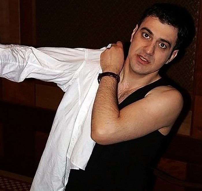 Чем занимались знаменитости до того, как их имена стали известны