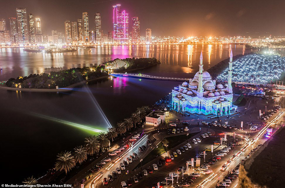 Шарджа в ОАЭ