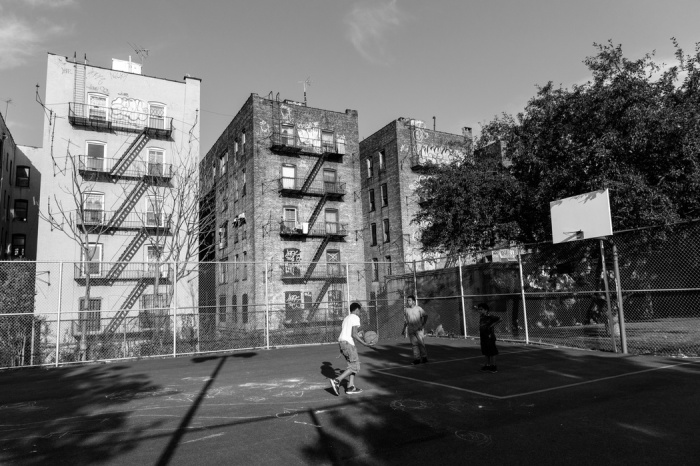 Дома, подобные  хрущевкам, есть и в США. /Фото: na-zapade.ru