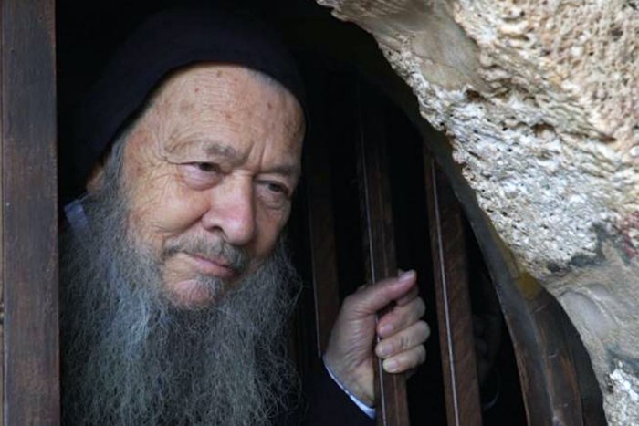 Как отшельники не сходили с ума от одиночества?