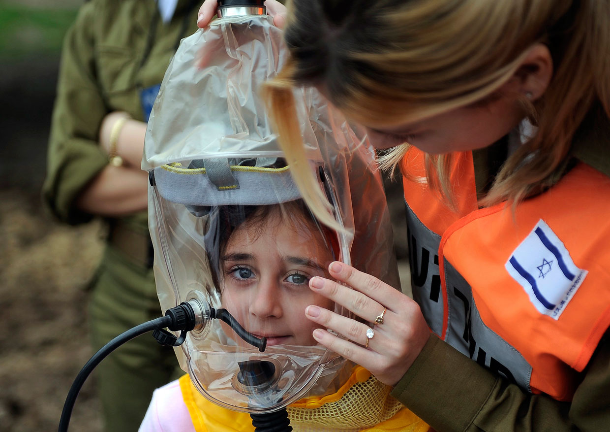 Маска-противогаз — средство защиты органов дыхания, зрения и лица