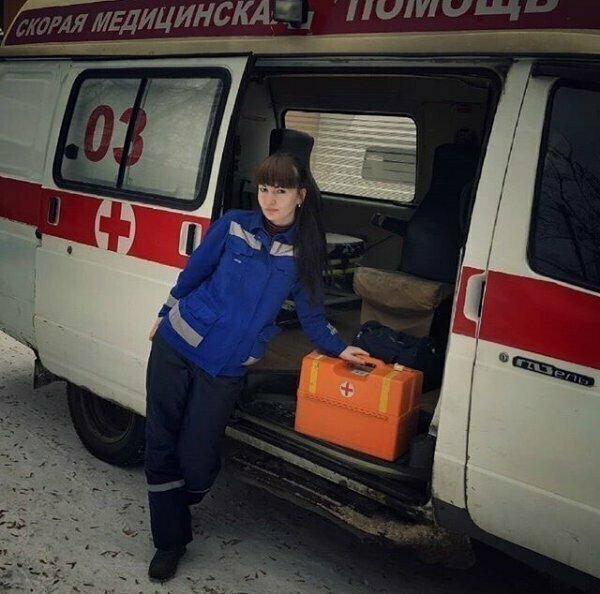 Медработницы