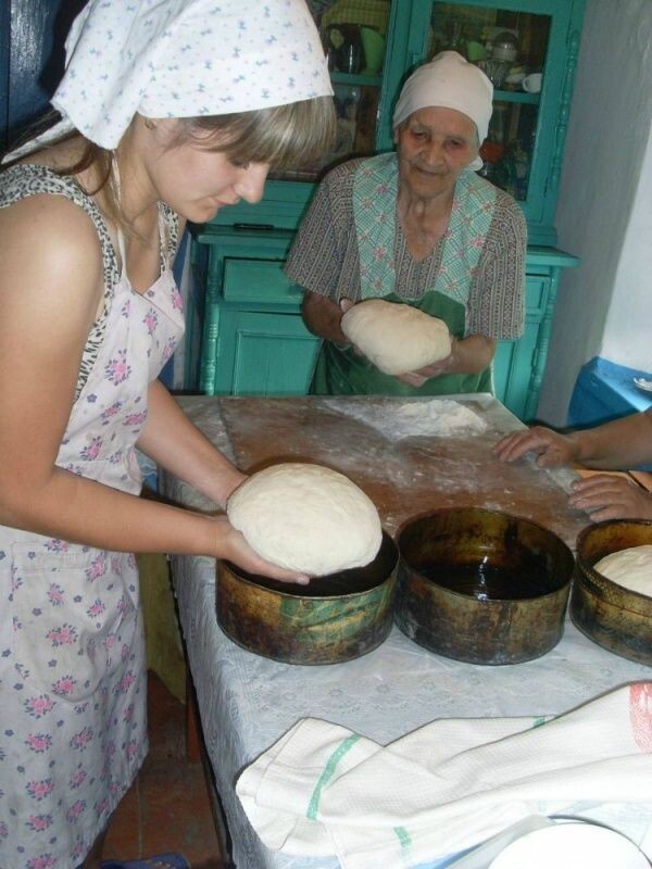 По хозяйству