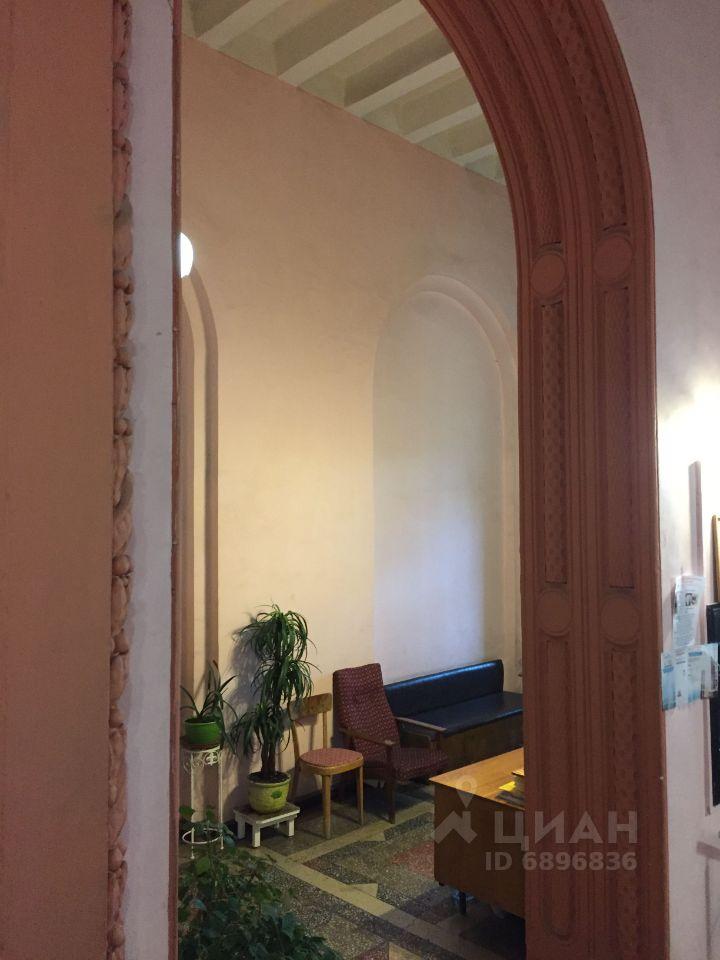 В Москве продают комнату дворника в генеральском доме