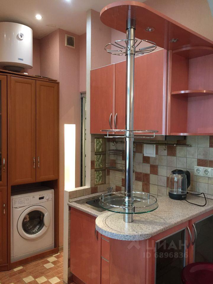 В Москве продают комнату дворника в генеральском доме