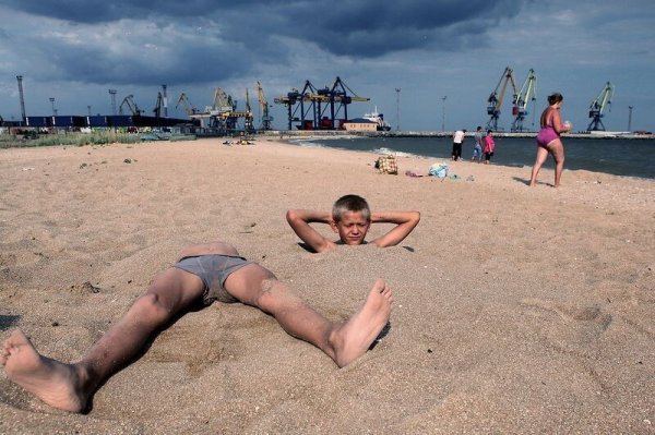 Весёлый пляж