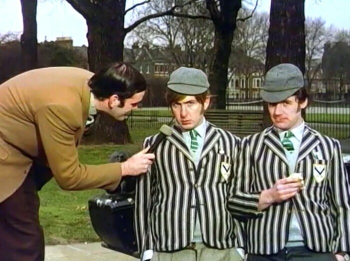 Кадр из сериала «Летающий цирк Монти Пайтона». / Фото: www.kinopoisk.ru