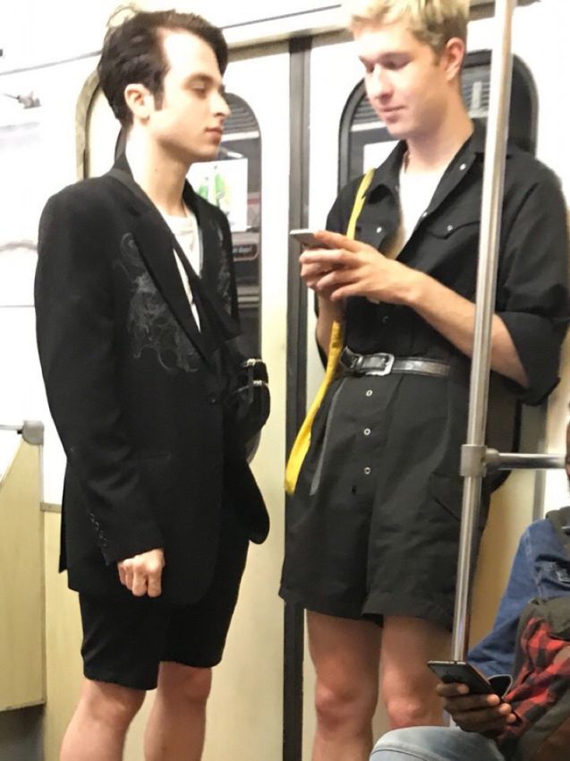 метро