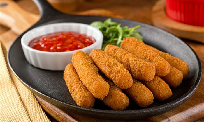 Крабовые палочки в кляре. \ Фото: oetker.com.my.