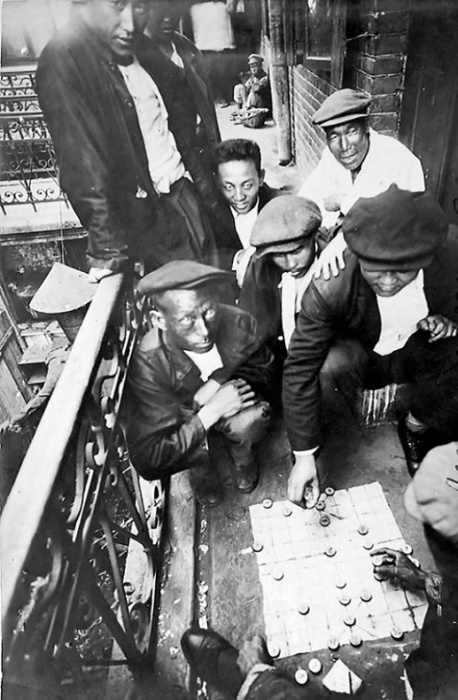 Жители китайского квартала Владивостока / Фото: wilsoncenter.org Жители китайского квартала Владивостока / Фото: wilsoncenter.org