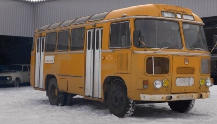 «Уедут все!»: наш «Пазик» и его предки