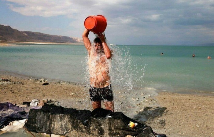14 грустных фото о том, как исчезает Мертвое море