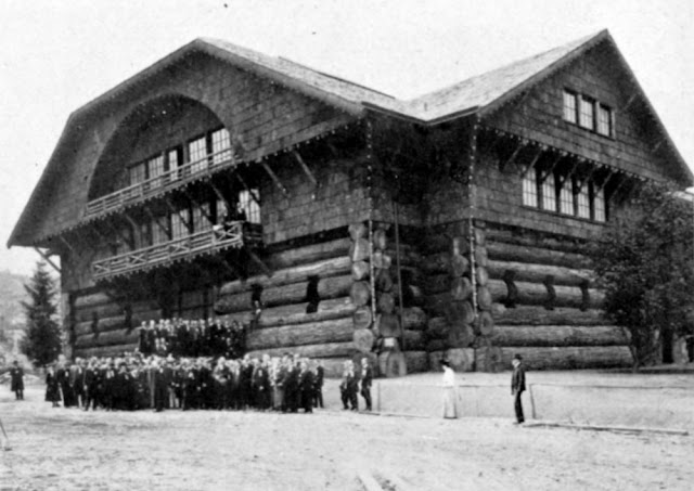 Bigpicture ru the forestry building 1905