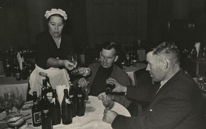 К вопросу общественного питания в прошлом веке