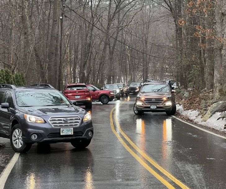 18 человек, которым везение вместо улыбки показало кукиш с маслом