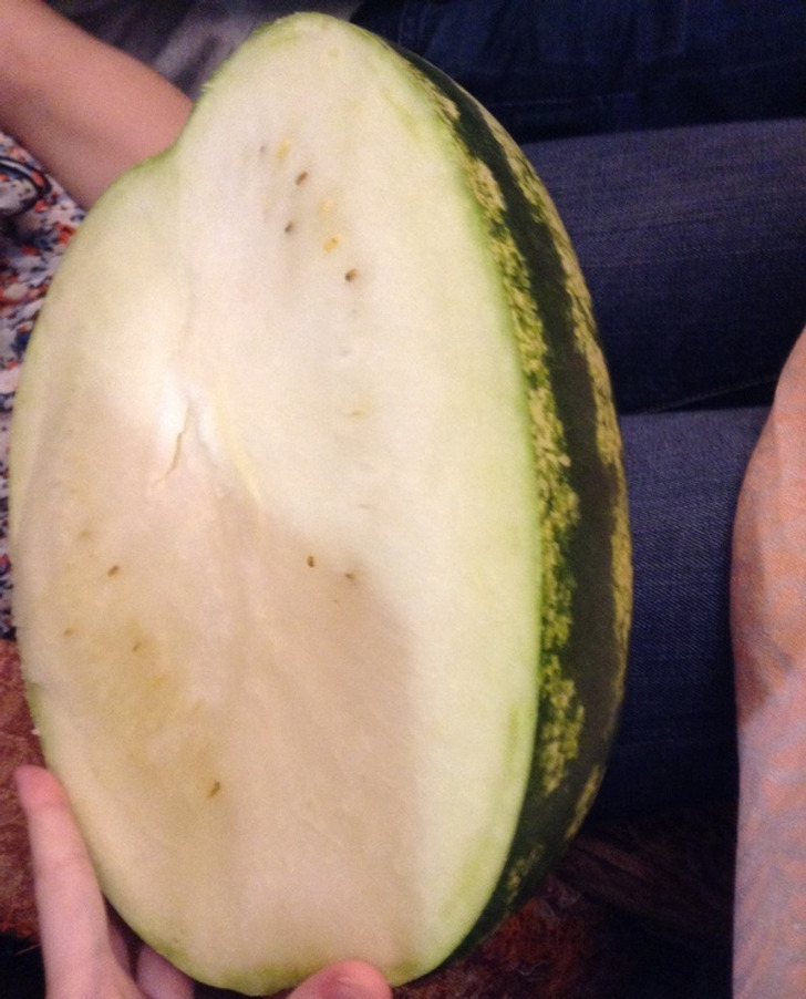 18 человек, которым везение вместо улыбки показало кукиш с маслом