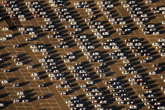 Айя Окава - фотограф, который ищет формы мира