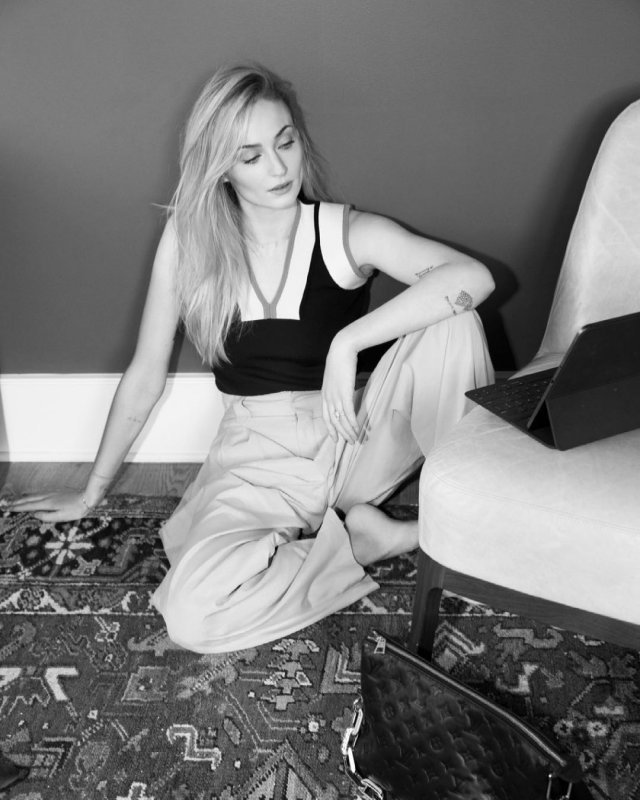 Софи Тернер - Санса Старк из «Игры престолов», которая после сериала потерялась в Голливуде