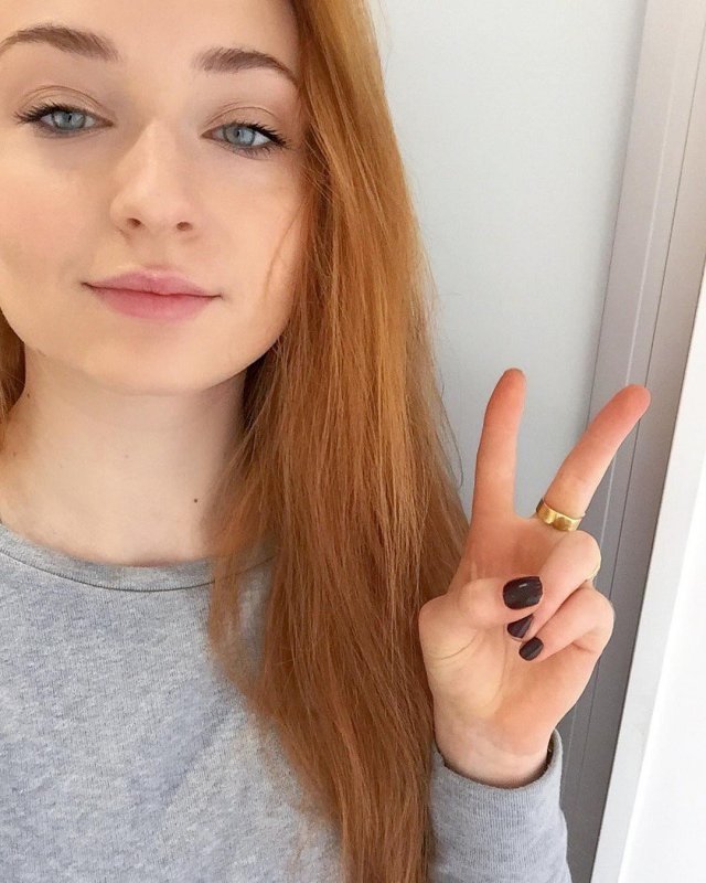 Софи Тернер - Санса Старк из «Игры престолов», которая после сериала потерялась в Голливуде