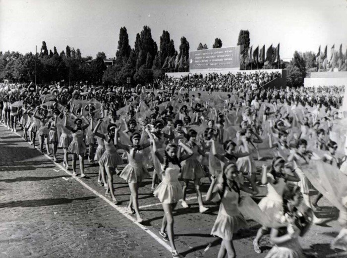 Приказано рожать: румынский указ под номером 770