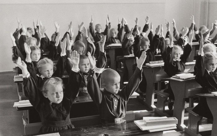 “Мы так росли и ничего”: 9 минусов воспитания в СССР “Мы так росли и ничего”: 9 минусов воспитания в СССР