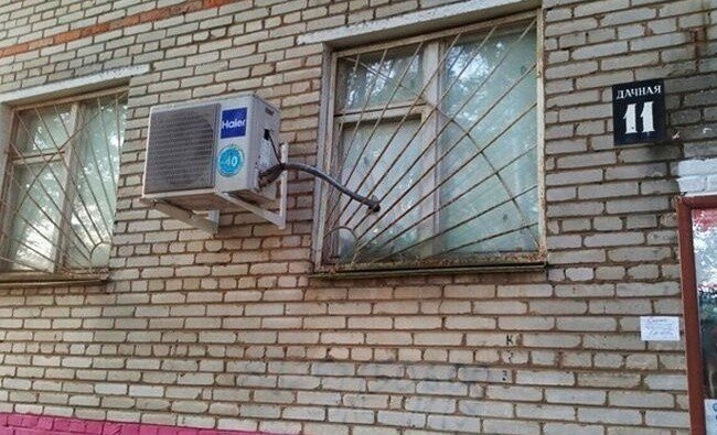 Жара пошла: у установщиков сплит-систем начались непростые дни Жара пошла: у установщиков сплит-систем начались непростые дни