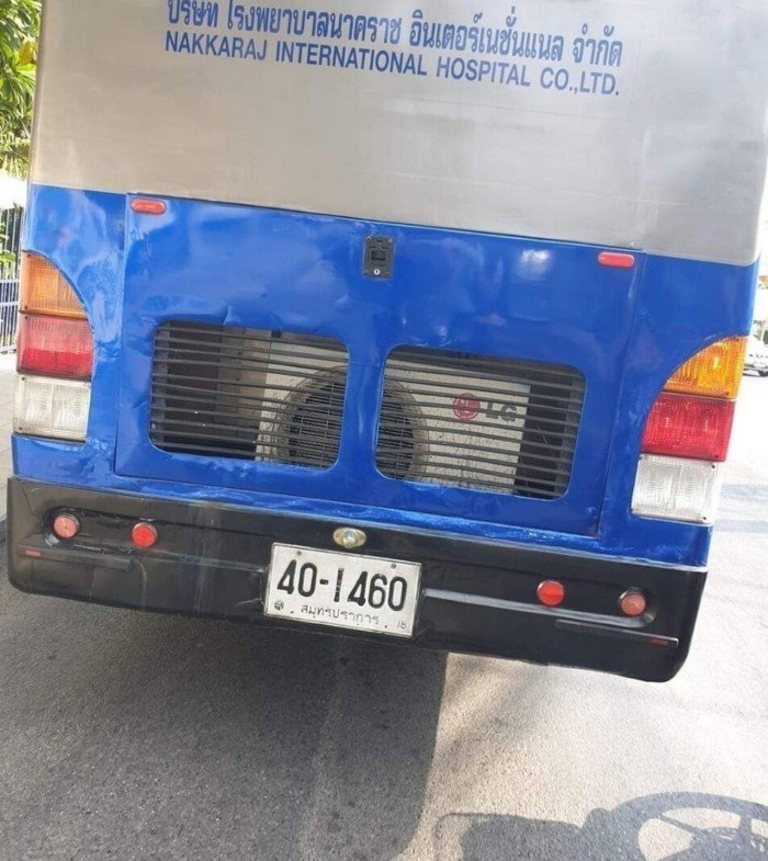 Жара пошла: у установщиков сплит-систем начались непростые дни Жара пошла: у установщиков сплит-систем начались непростые дни