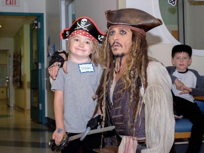 25 фактов о Джонни Деппе, ещё более странных, чем недавний суд