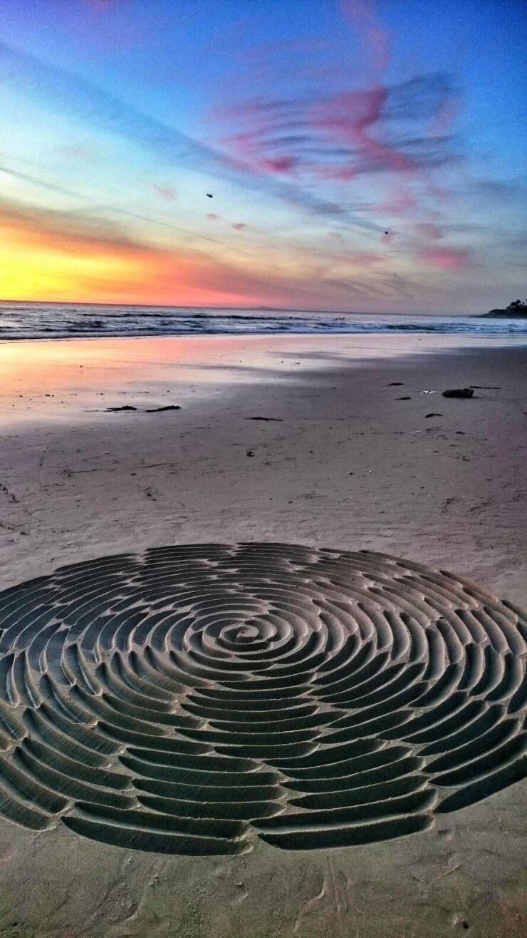 Подборка картинок. Вечерний выпуск (30 фото) - 25.07.2022