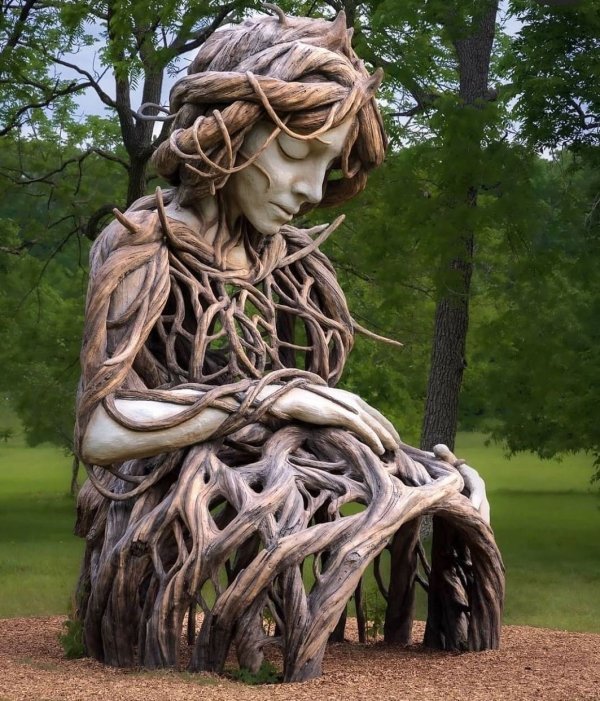 Красивые и сюрреалистические работы от скульптора из Южной Африки