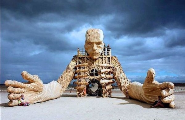 Красивые и сюрреалистические работы от скульптора из Южной Африки