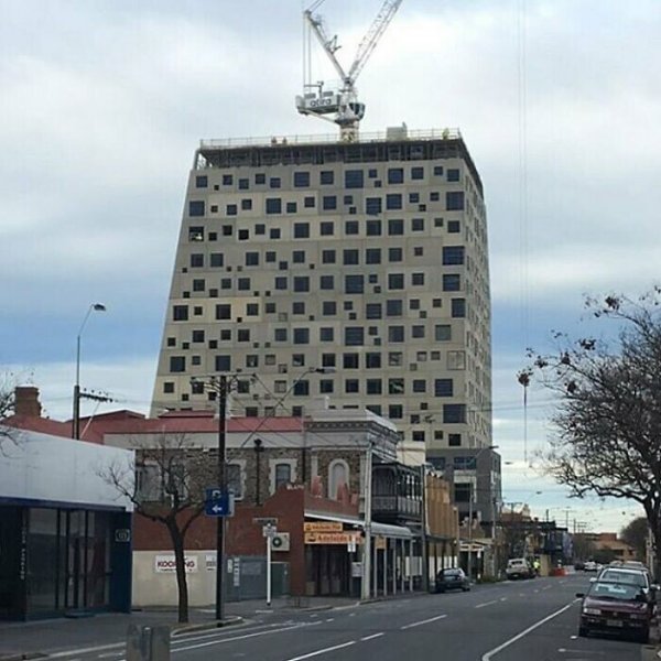 30 лучших снимков из юмористического проекта Уродливые дома Аделаиды