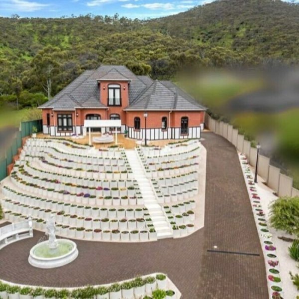 30 лучших снимков из юмористического проекта Уродливые дома Аделаиды