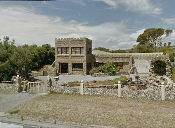 30 лучших снимков из юмористического проекта Уродливые дома Аделаиды